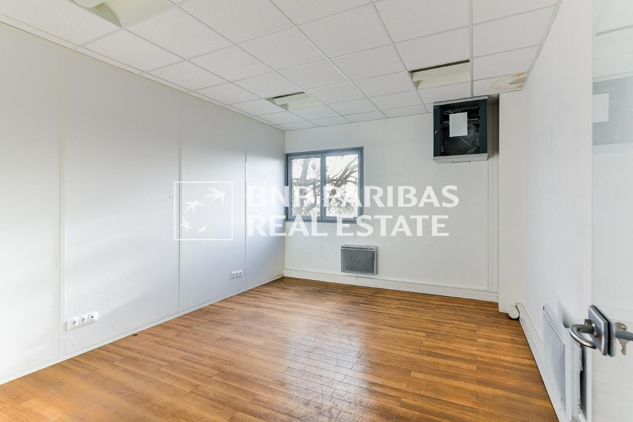 Local d'activité Palaiseau 586m² Location local d'activité Palaiseau Essonne OLACT2424022 3